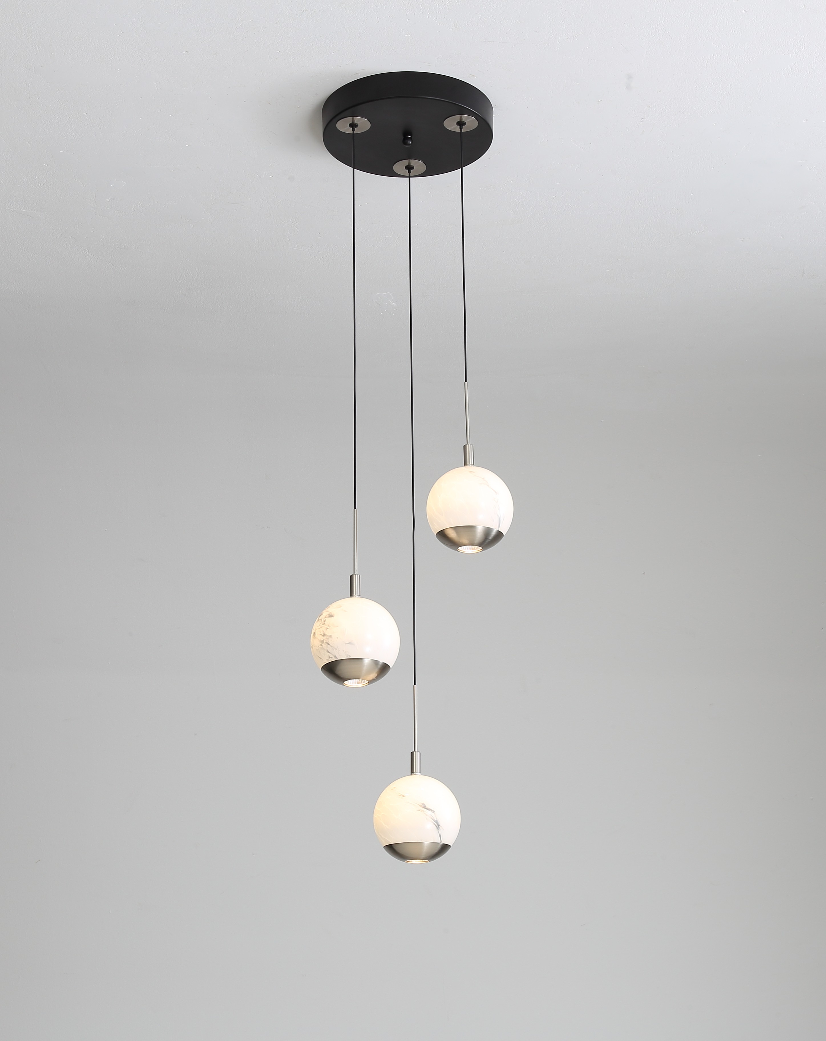 Luna 3 Light Silver / Black